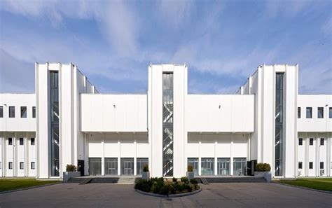 moncler factory romania